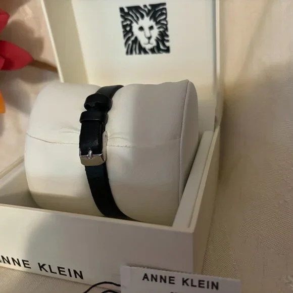 Anne Klein beautiful Black wrist watch for any occasion - Picture 6 of 9